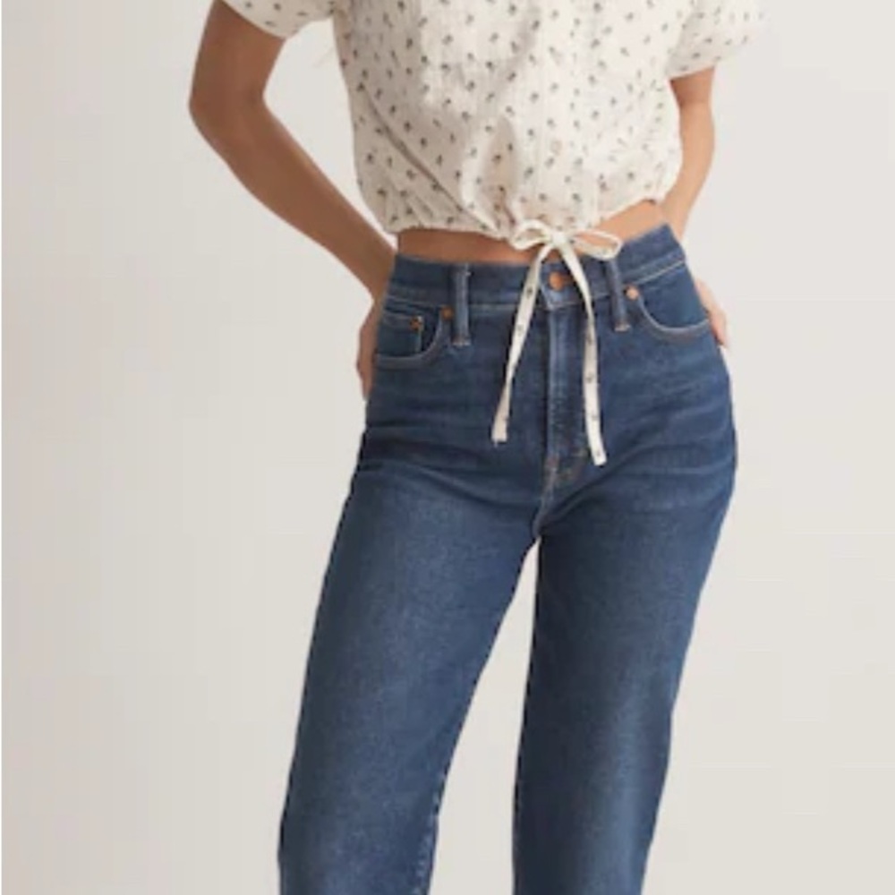 Madewell XS Button-Up Drawstring Shirt in Blooming Ikat white cropped